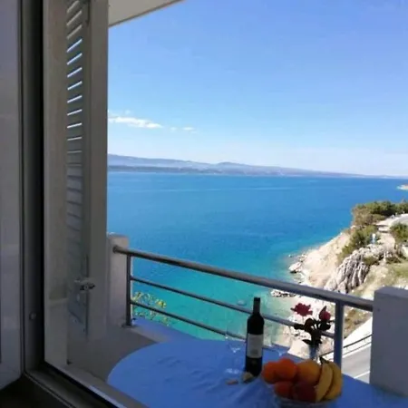 Gigo Blue Apartment