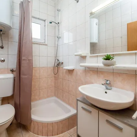 Gigo Blue Apartment *