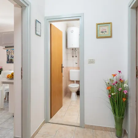 Gigo Blue Apartment *